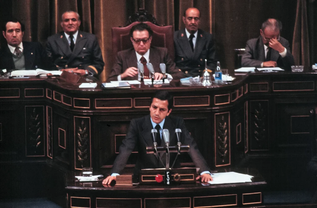 Capítulo 02 – El retorno de la pluralidad