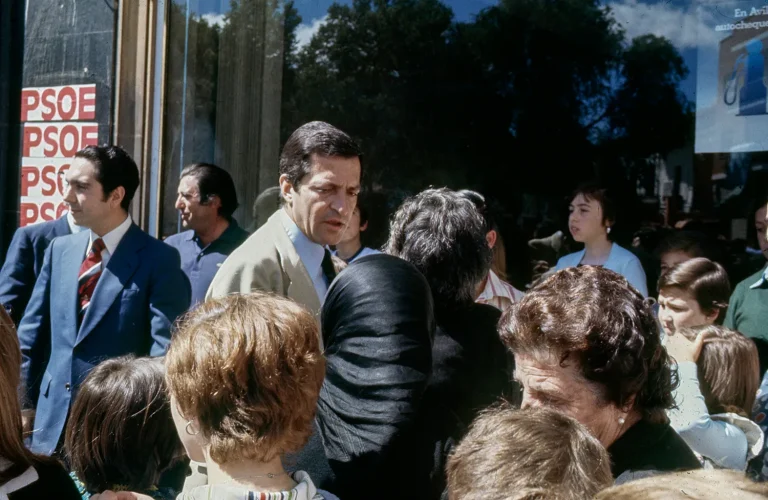 contactophoto-1082513883